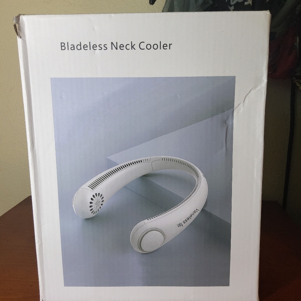 Bladeless Neck Cooler A18 Portable Fan Wearable Cooling Device